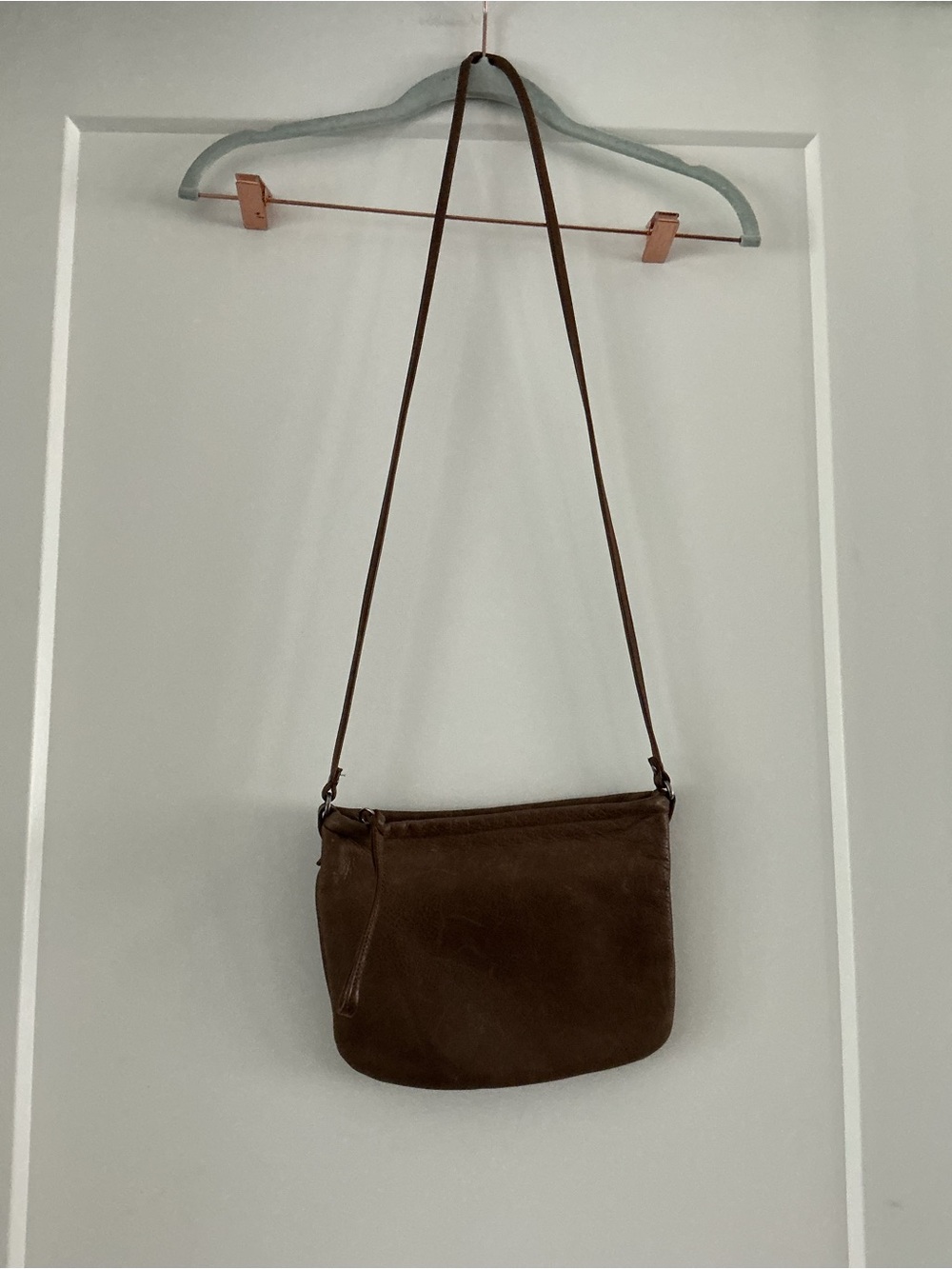 Rough And Tumble Maine Made Crossbody Soft Brown Leather purse 7”x 5”